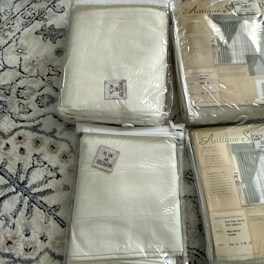 S. Lichtenberg Lot Ivory Window Curtain 90s- 2 Valance/Jabots 4 Panels Retro USA